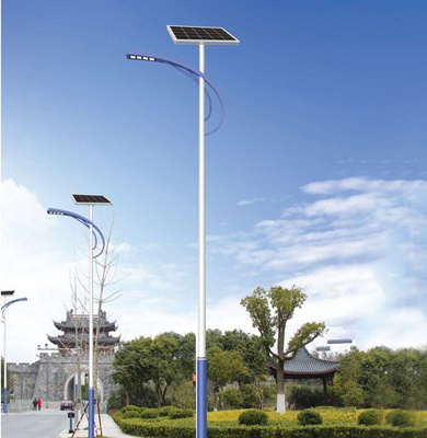 仁布太阳能路灯