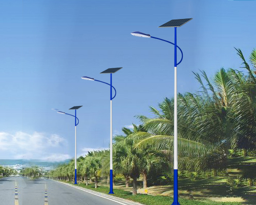 仁布太阳能路灯